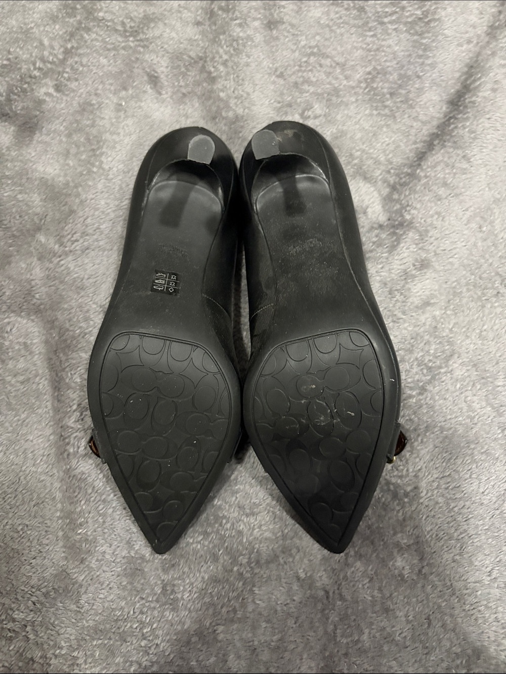 *SALE PENDING* Coach Black Leather Pointed Pumps with Brass Coach Buckle - Picture 4 of 6